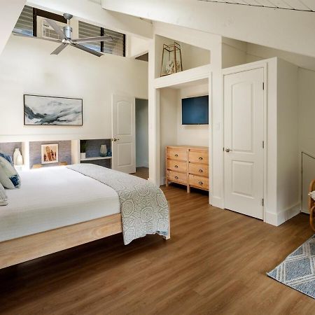 Newly Remodeled Luxury Condo — Sleeps 7 Kihei Exterior photo